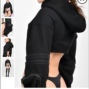 Namilia cropped utility hoodie size xs